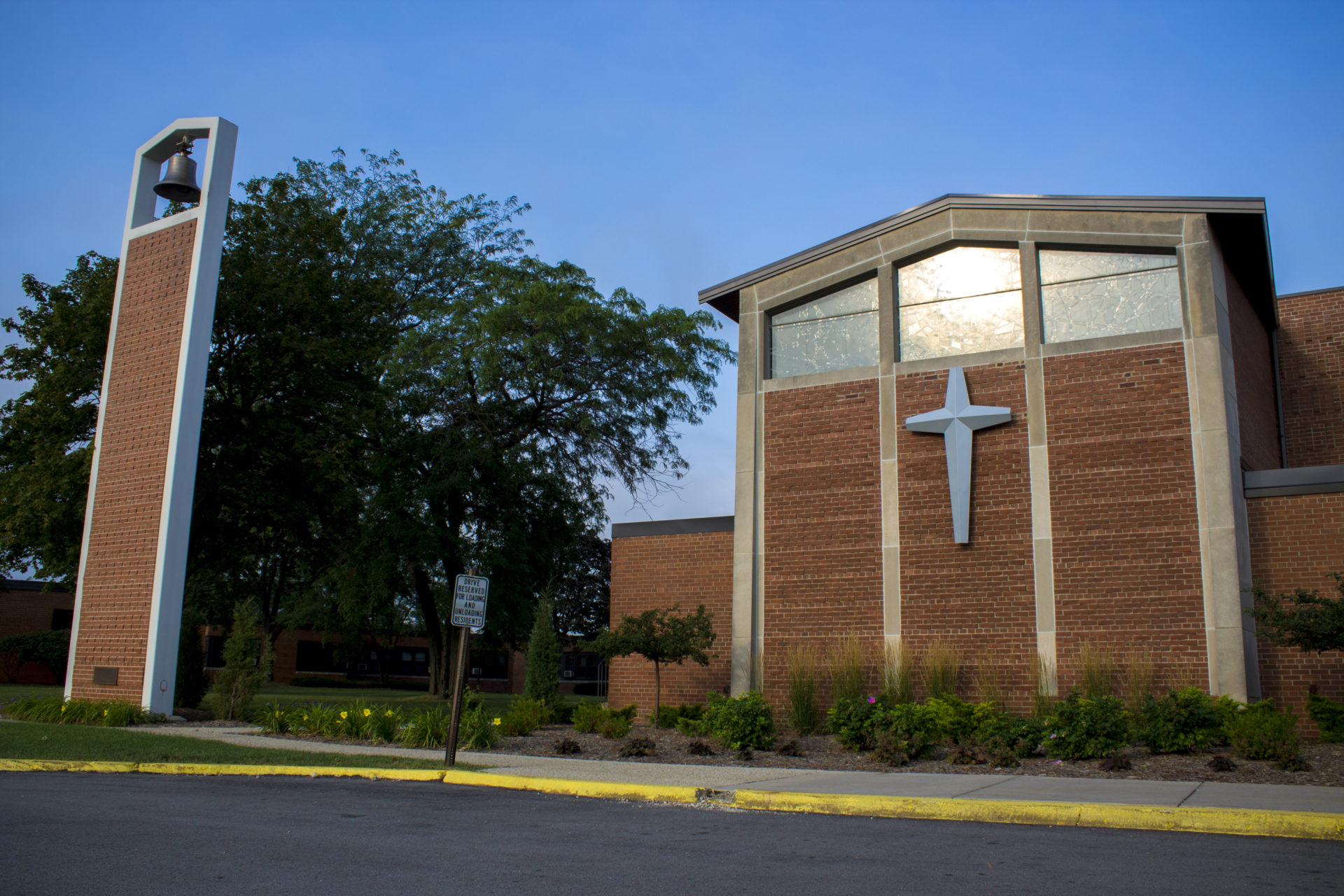 The outside of the VMP West Allis chapel.